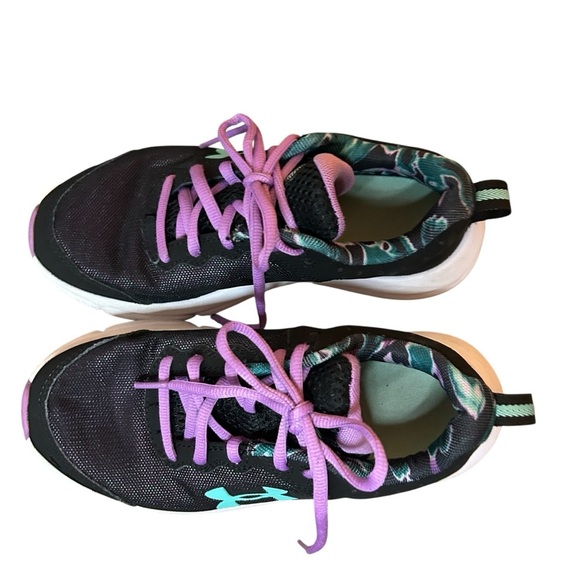 Under Armour Purple and Black Sneakers Size 4 Youth - Picture 5 of 10